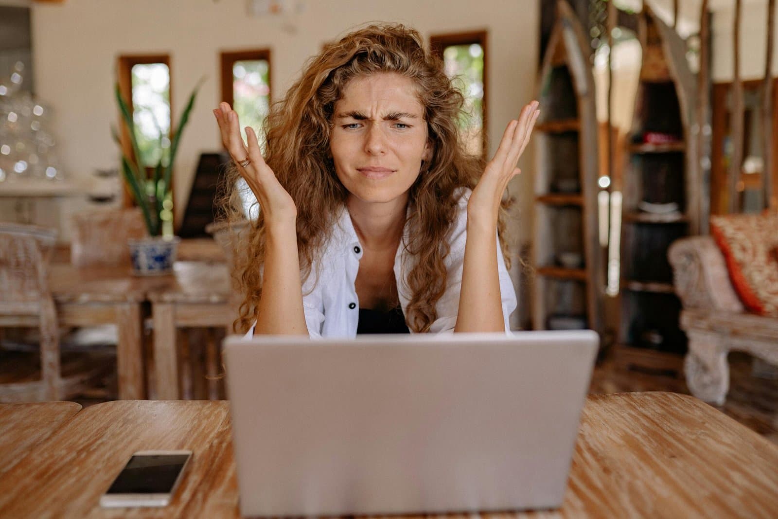 Why Your Sales Rep Isn’t Closing Deals: Is It the Leads or the Rep?